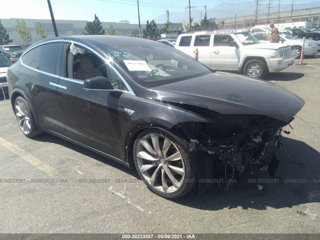 Tesla Model x (2016)