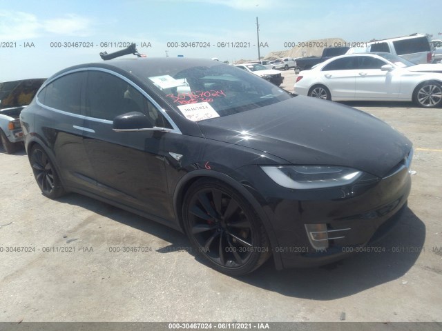 Tesla Model x (2016)