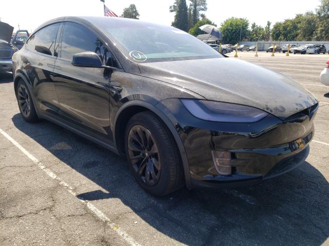 Tesla Model x (2020)