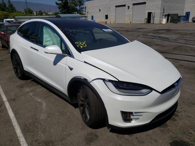 Tesla Model x (2021)