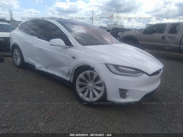 Tesla Model x (2016)