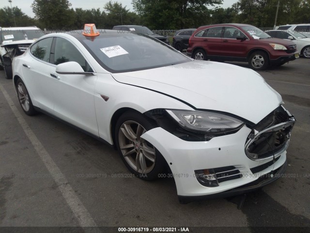 Tesla Model s (2015)