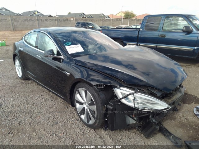 Tesla Model s (2021)