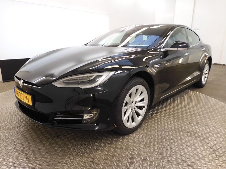 Tesla Model s (2018)