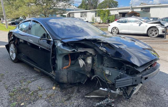 Tesla Model s (2014)