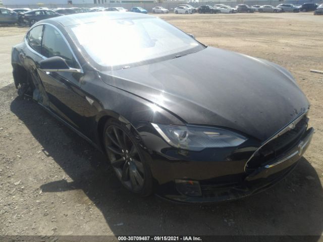 Tesla Model s (2015)