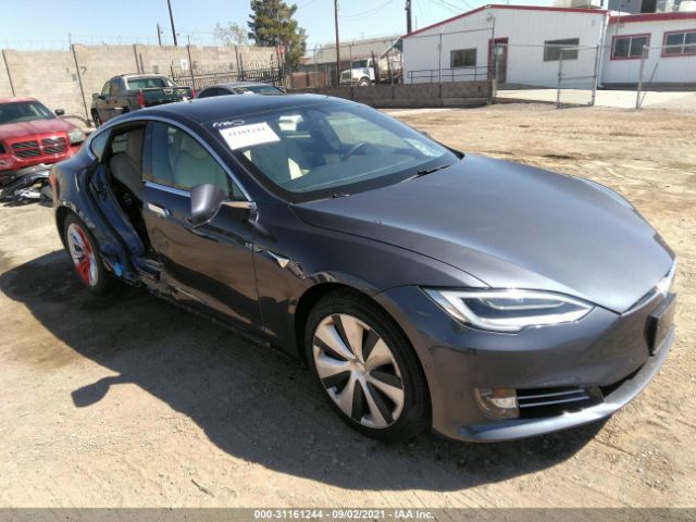 Tesla Model s (2020)