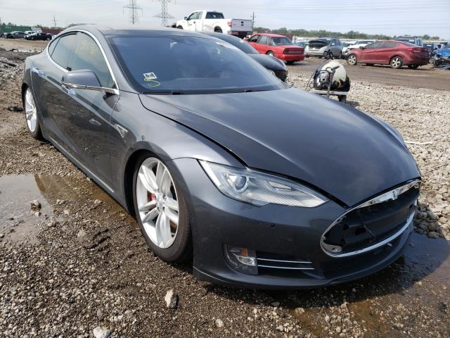 Tesla Model s (2015)