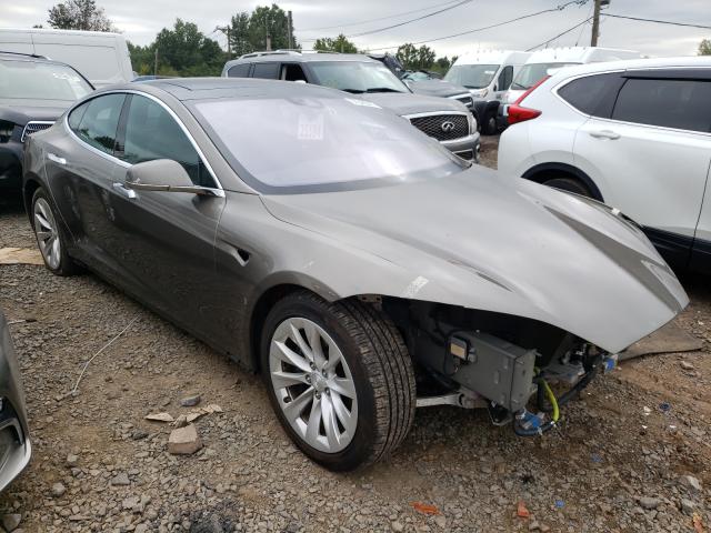 Tesla Model s (2016)
