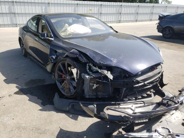 Tesla Model s (2014)