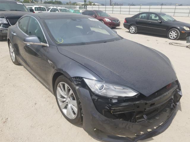Tesla Model s (2015)