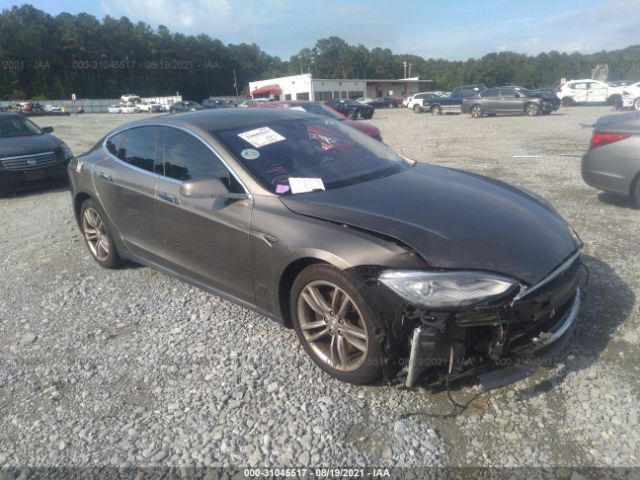 Tesla Model s (2016)