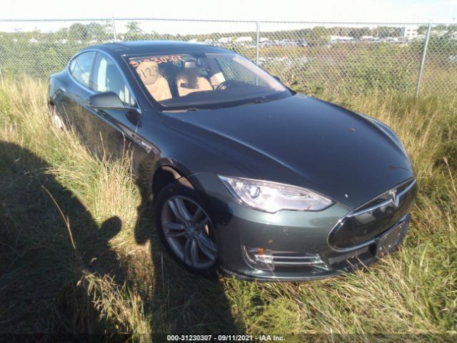 Tesla Model s (2014)