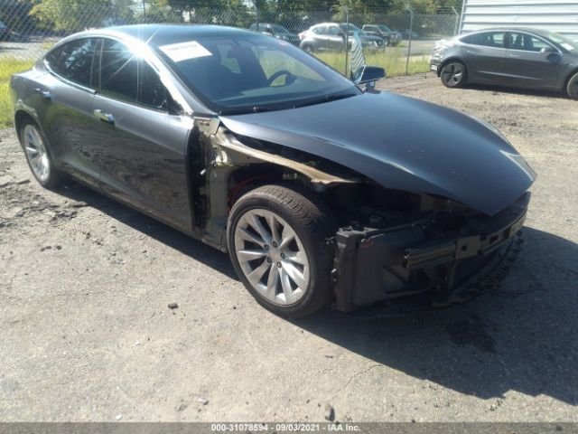 Tesla Model s (2019)