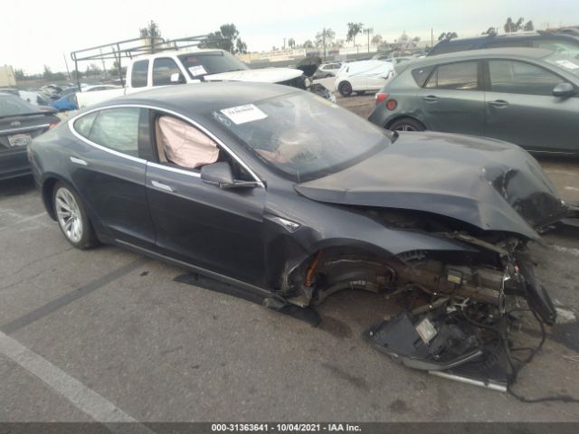 Tesla Model s (2016)