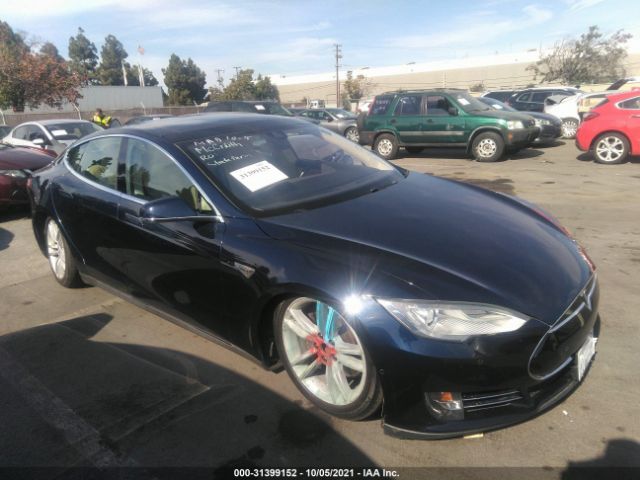 Tesla Model s (2015)