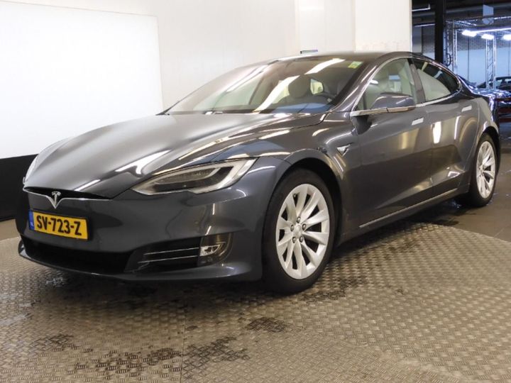 Tesla Model s (2018)