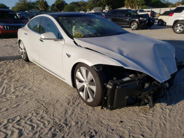 Tesla Model s (2021)