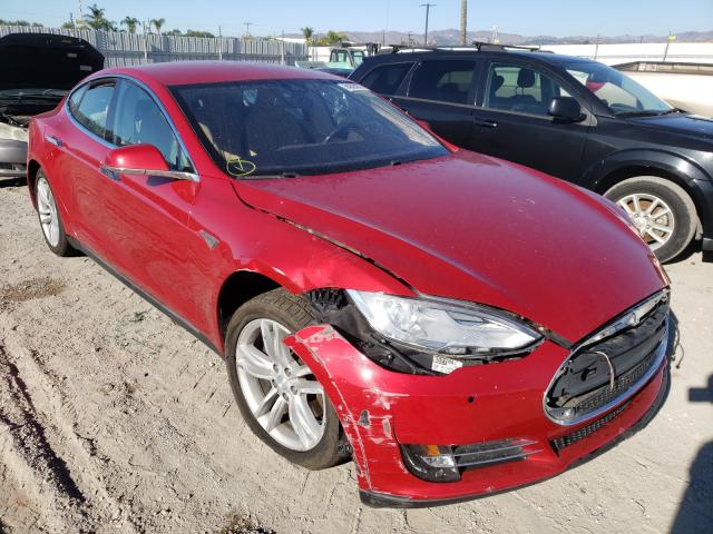 Tesla Model s 85 (2015)