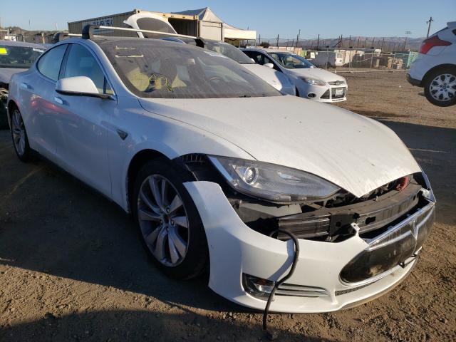 Tesla Model s 85 (2015)