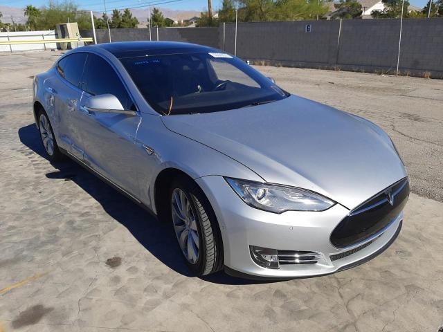 Tesla Model s (2016)