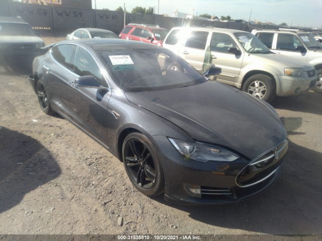 Tesla Model s (2015)