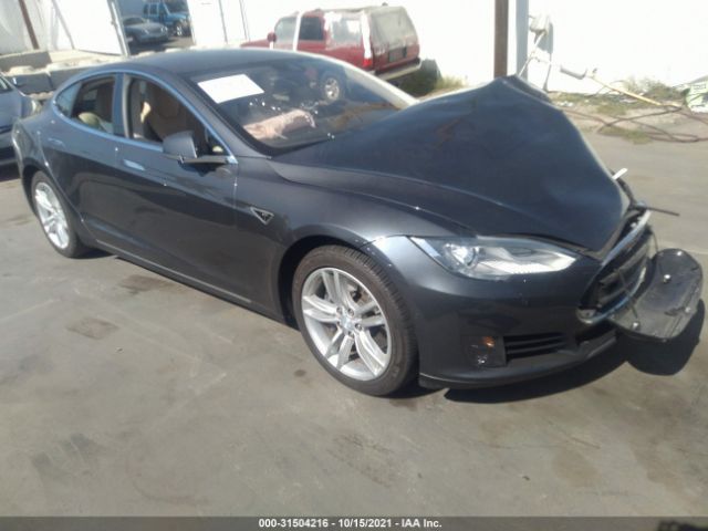 Tesla Model s (2015)