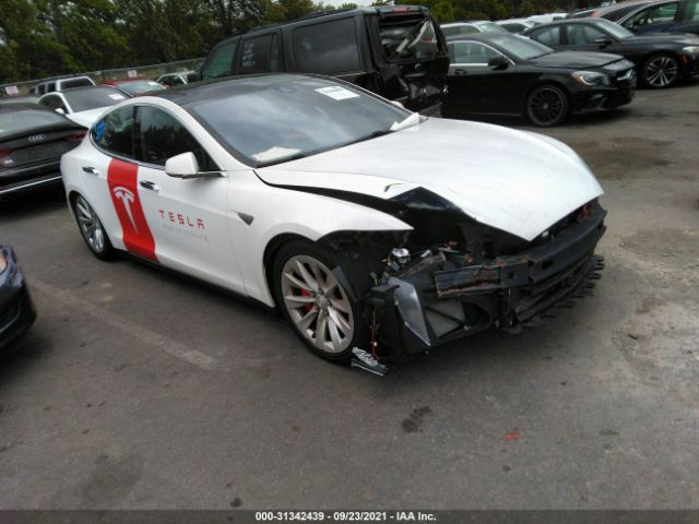 Tesla Model s (2015)