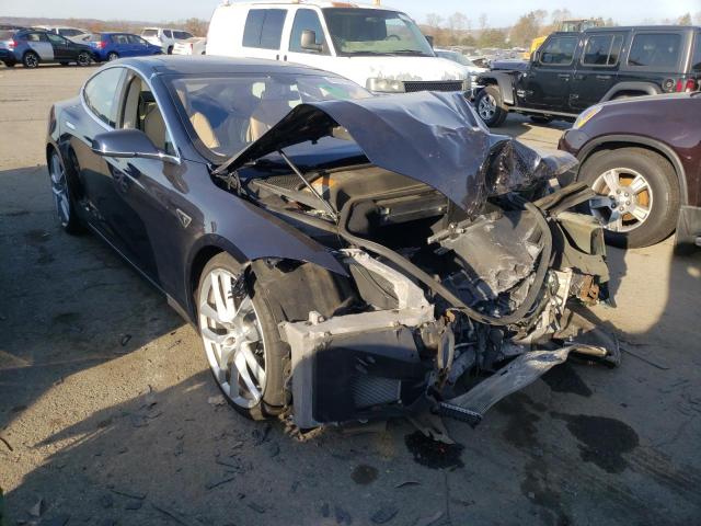 Tesla Model s (2013)