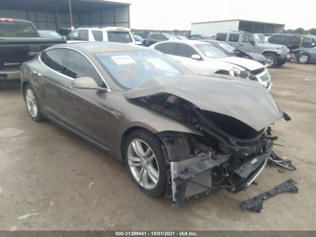 Tesla Model s (2015)