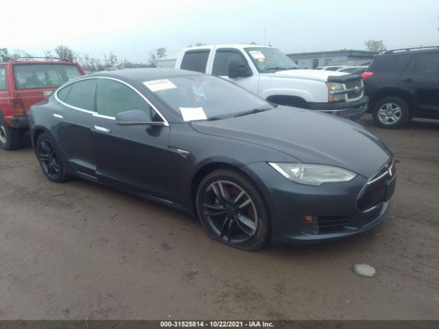 Tesla Model s (2016)