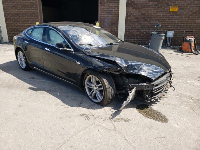 Tesla Model s (2016)