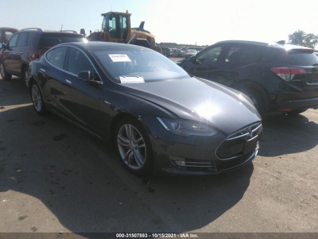 Tesla Model s (2015)