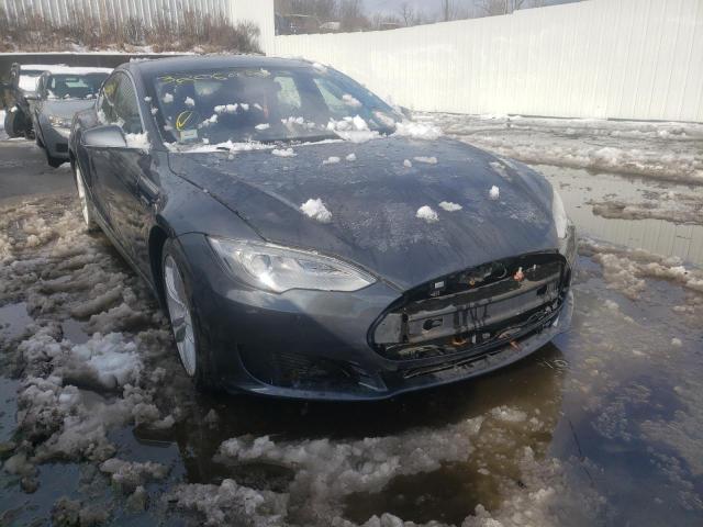 Tesla Model s (2015)