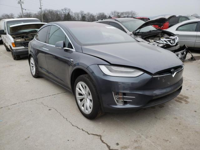 Tesla Model x (2020)