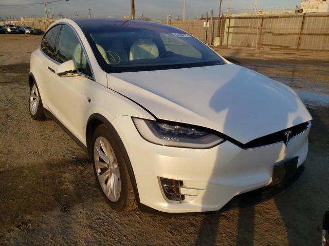 Tesla Model x (2020)