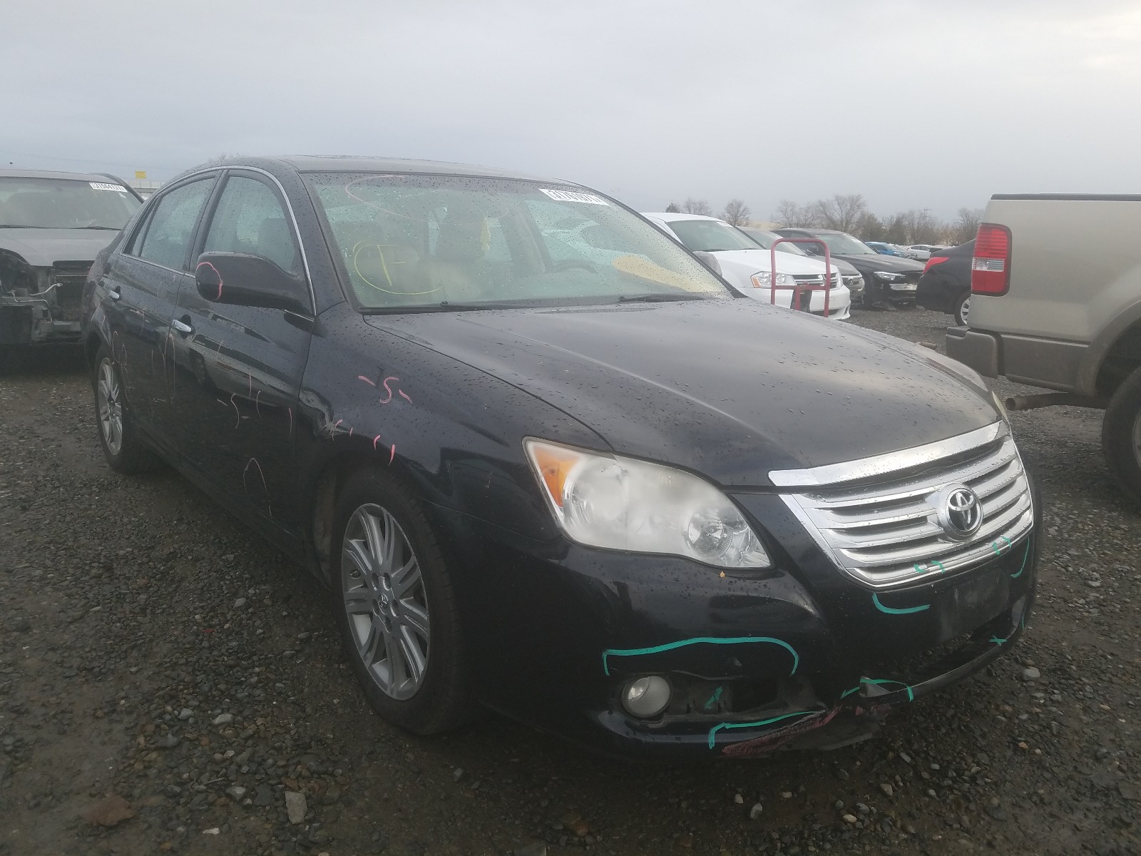 Toyota Avalon xl (2010)