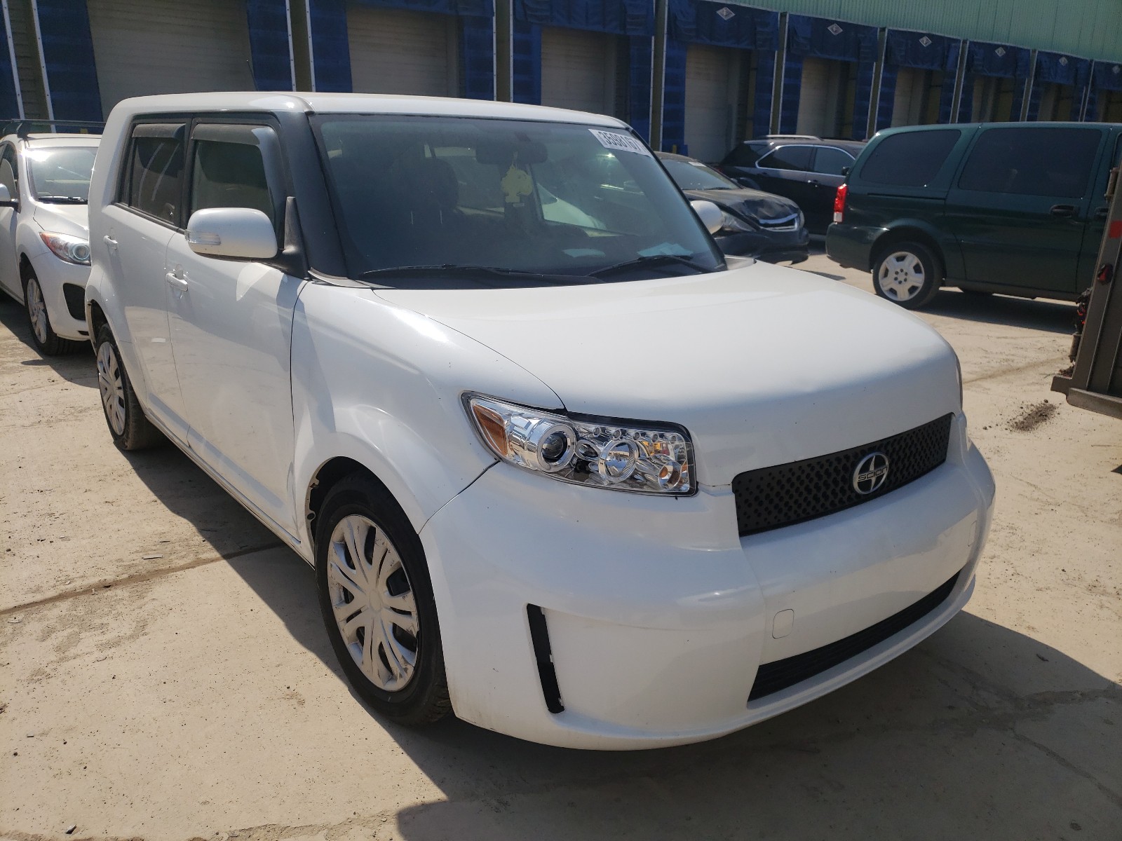 Toyota Scion xb (2010)
