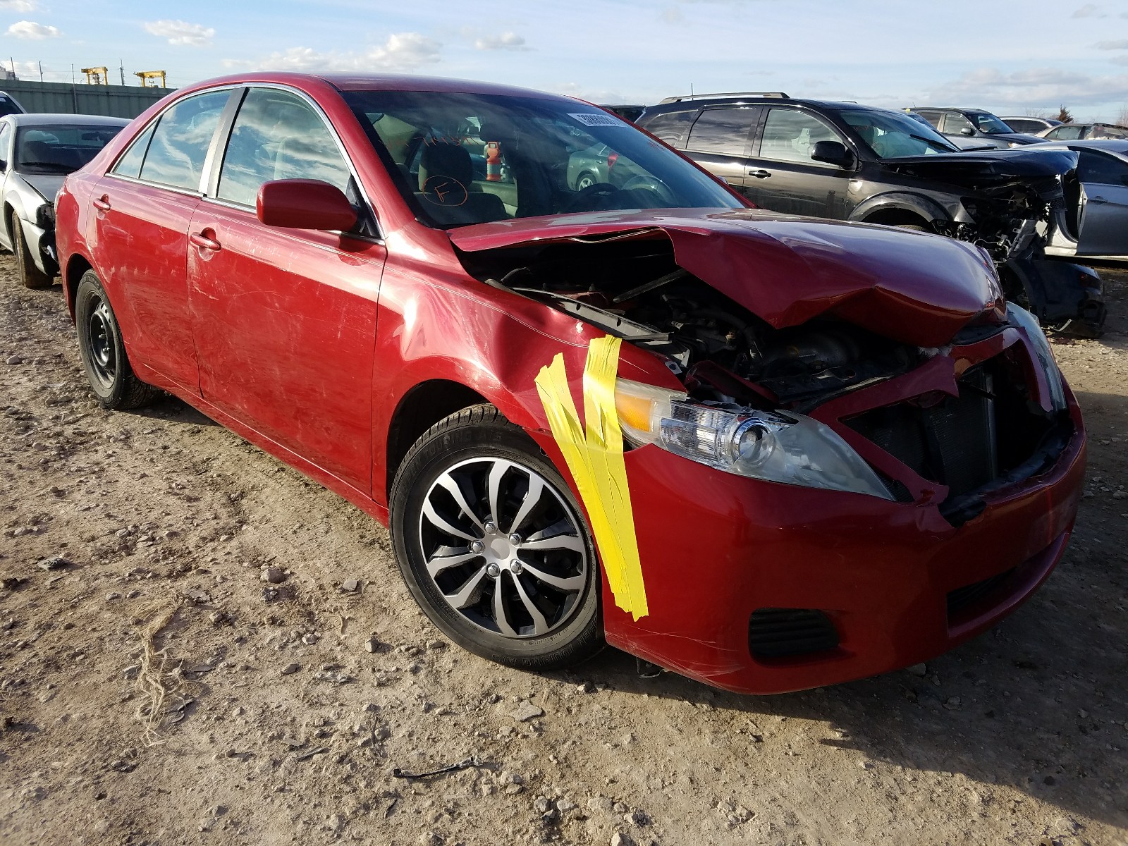 Toyota Camry base (2011)