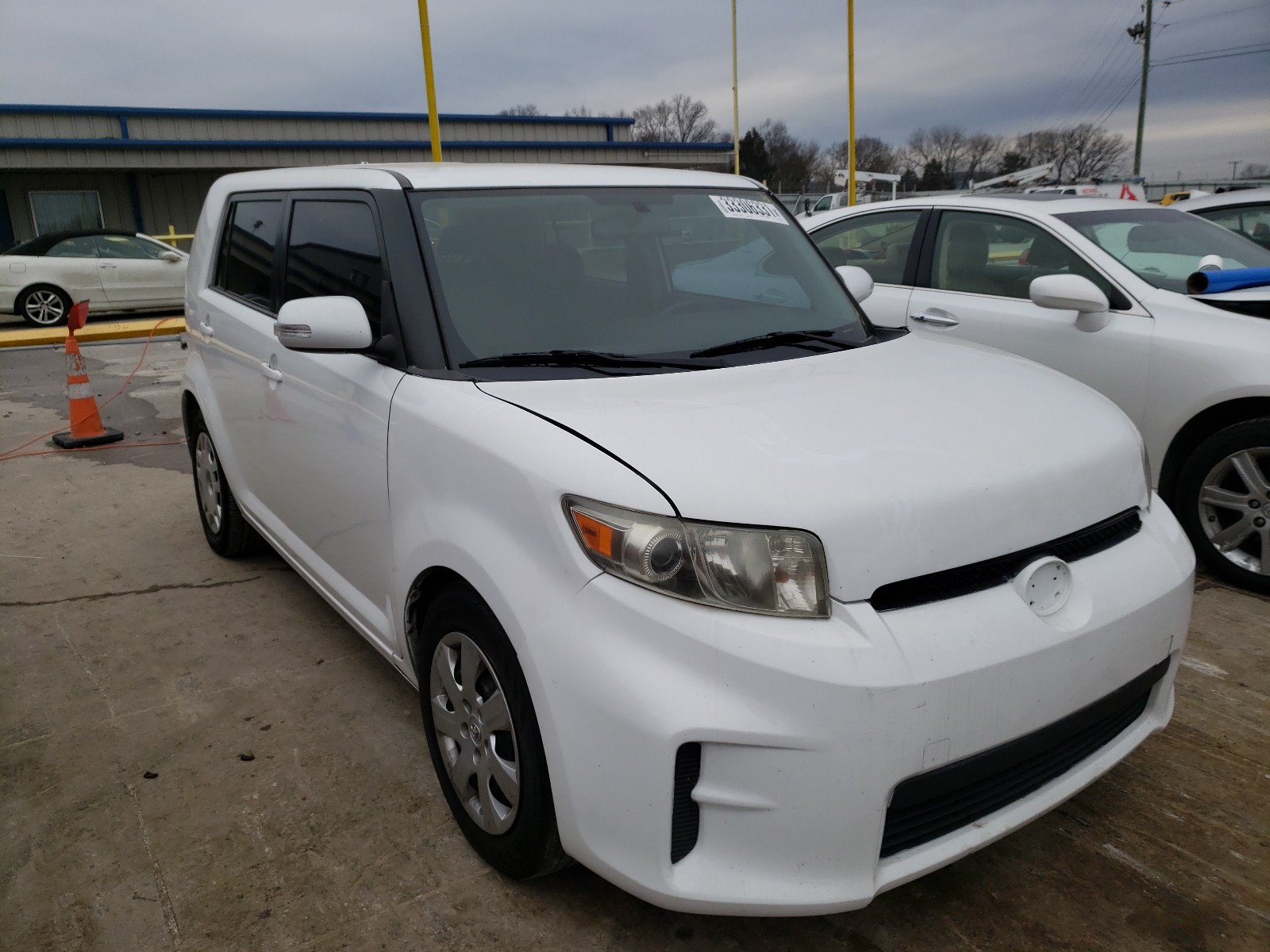 Toyota Scion xb (2012)