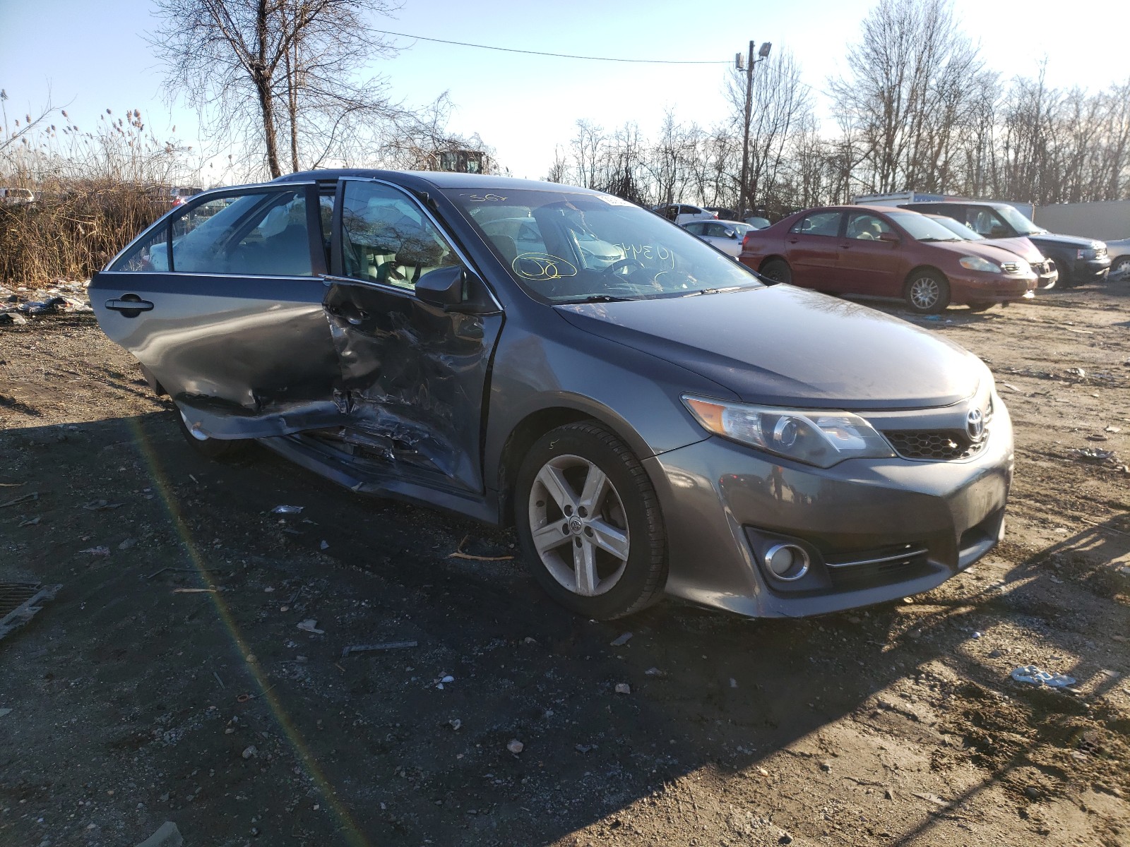 Toyota Camry l (2013)