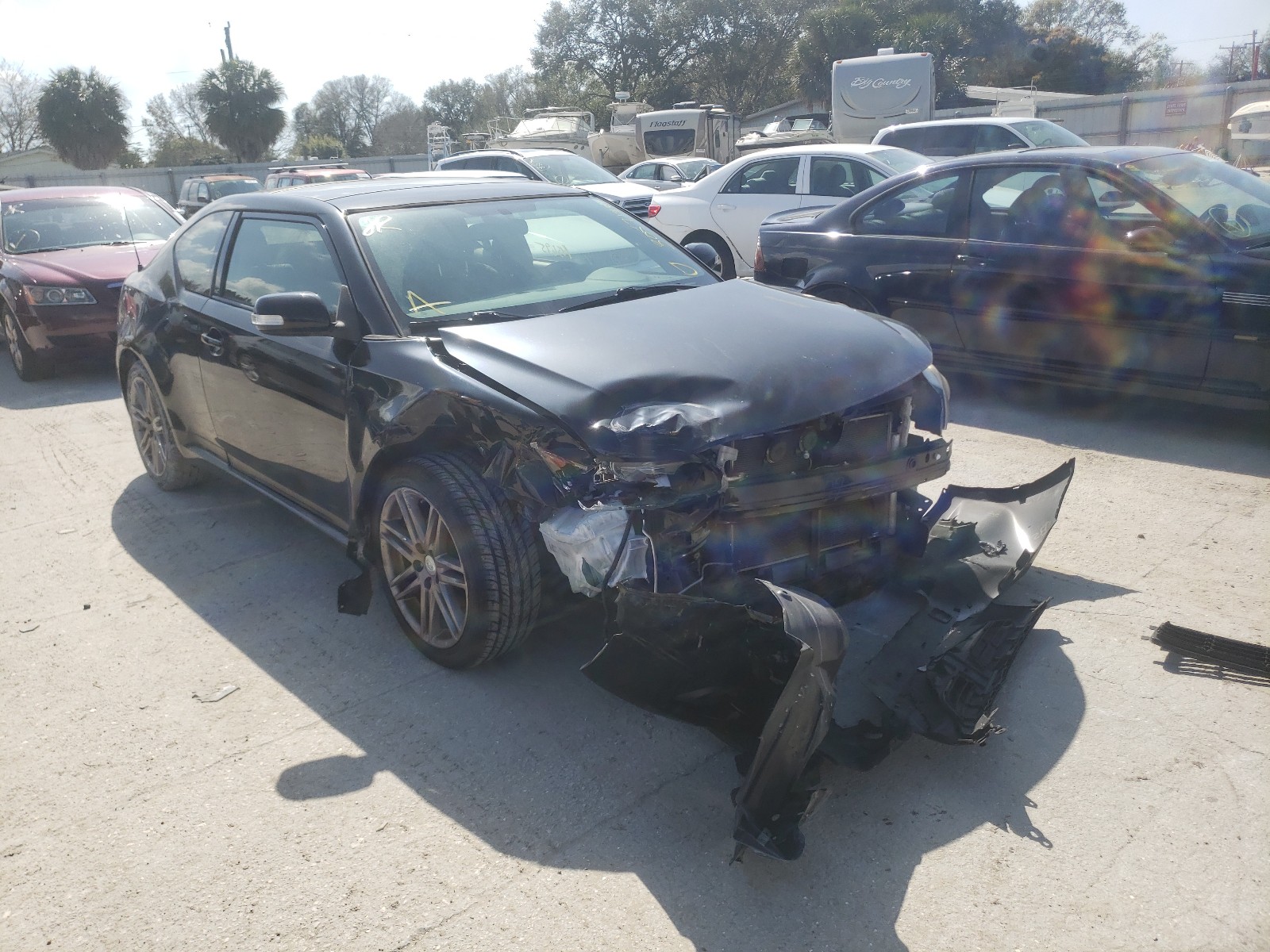 Toyota Scion tc (2013)