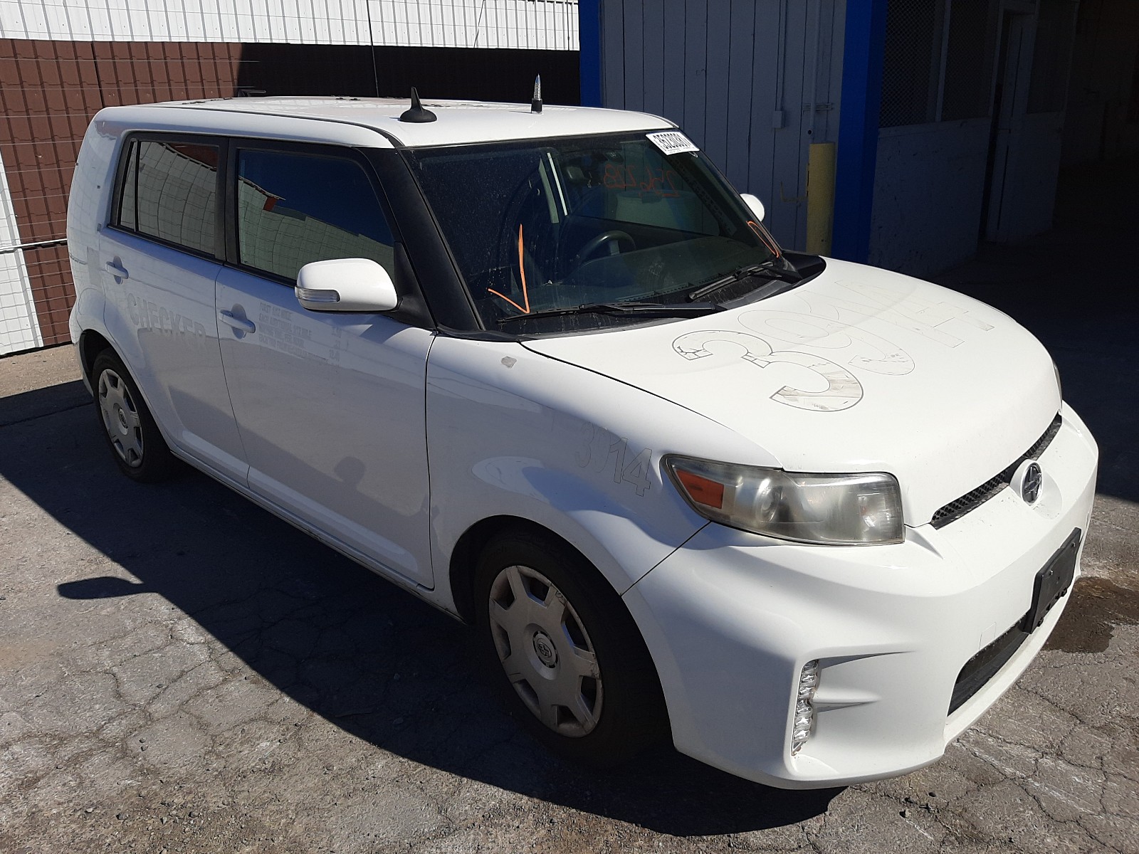 Toyota Scion xb (2013)