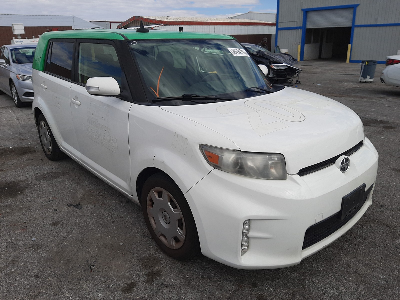 Toyota Scion xb (2013)
