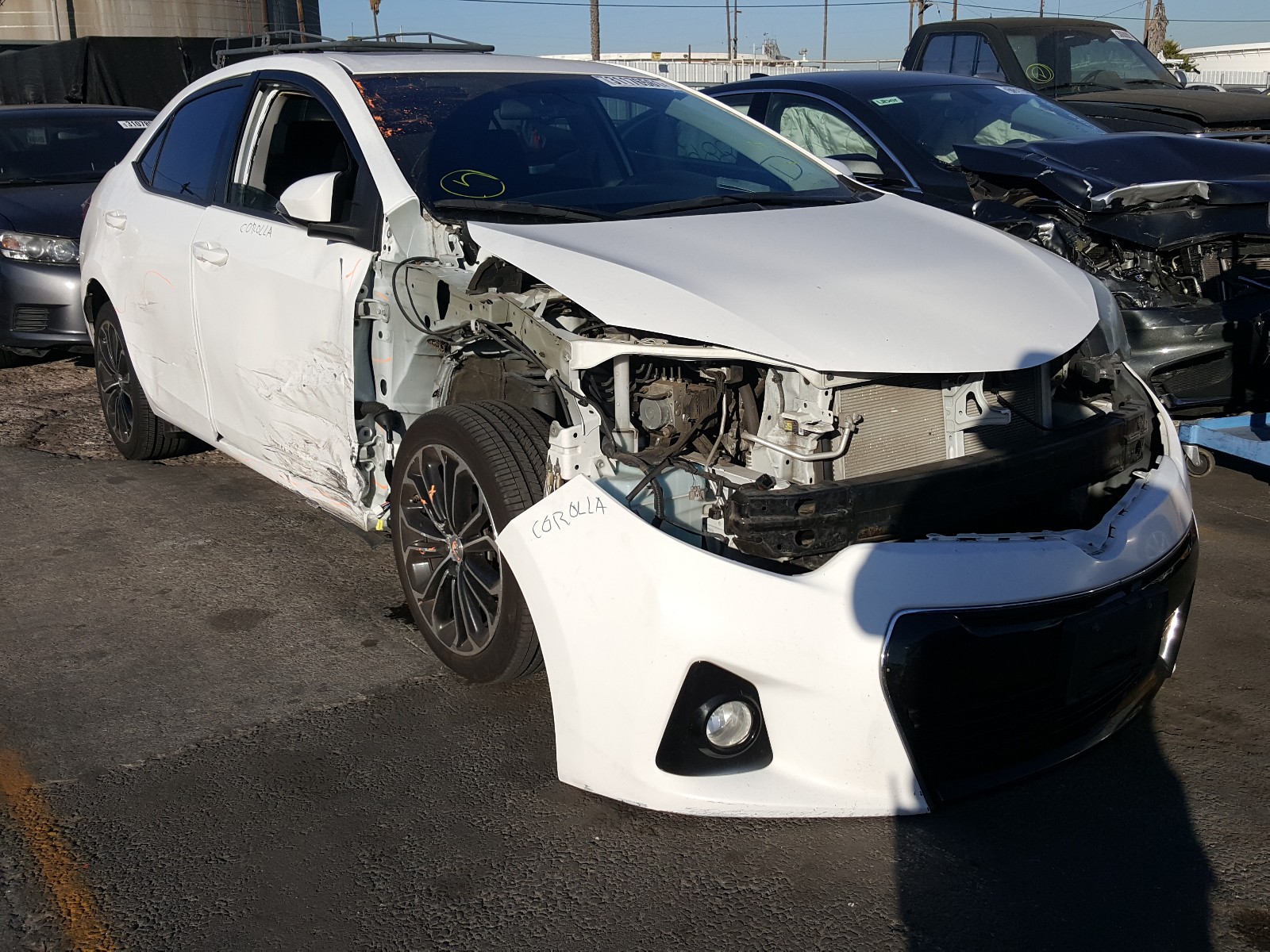 Toyota Corolla l (2015)