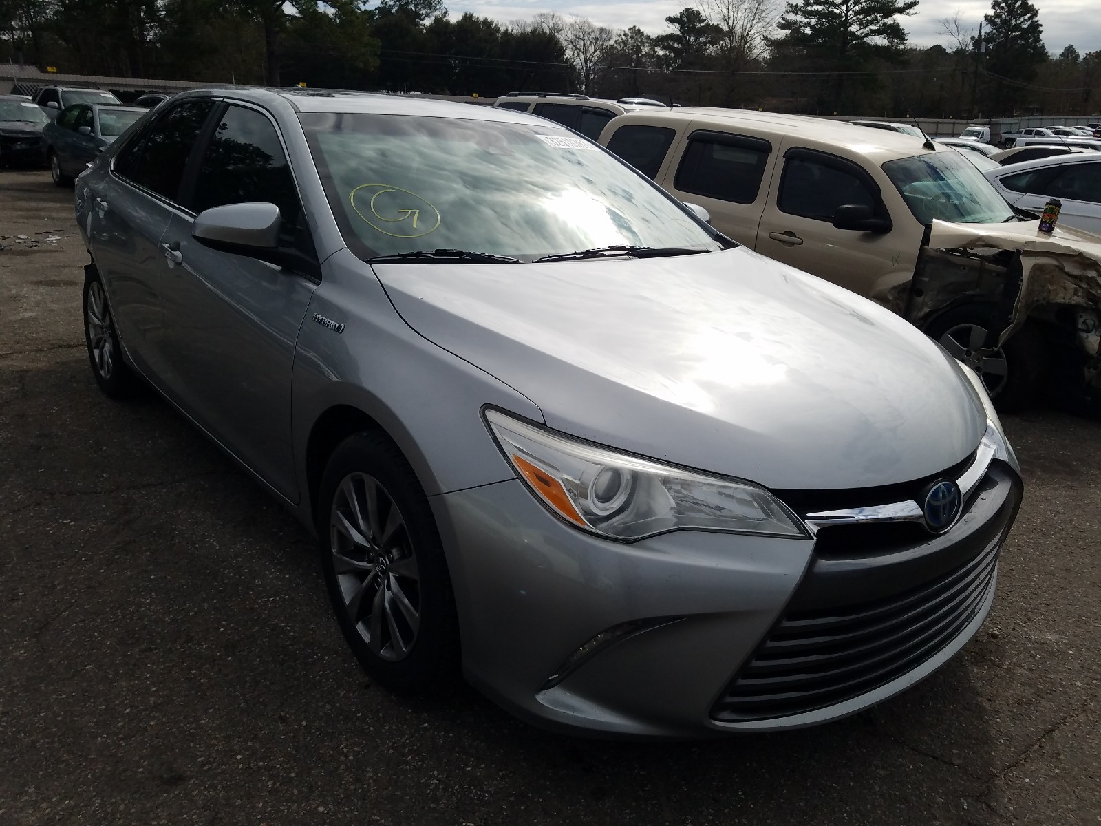 Toyota Camry hybr (2016)