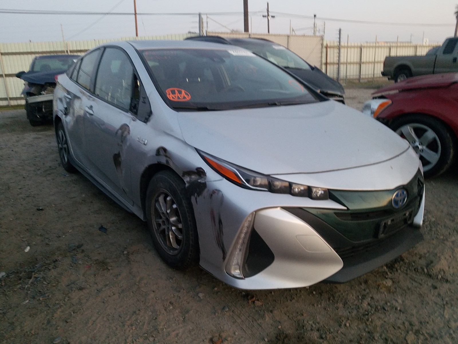 Toyota Prius prim (2017)