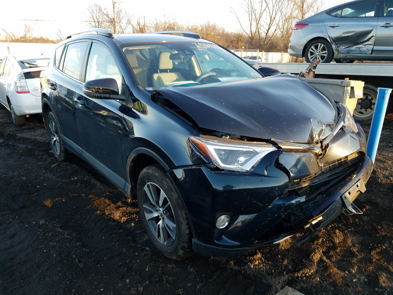 Toyota Rav4 xle (2017)