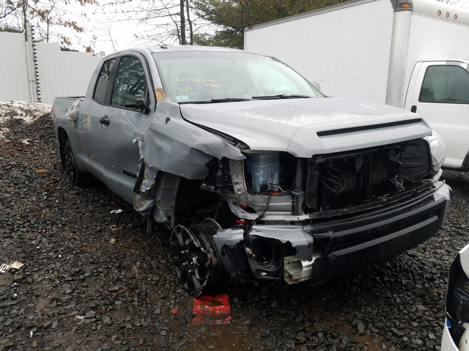 Toyota Tundra 4wd (2017)