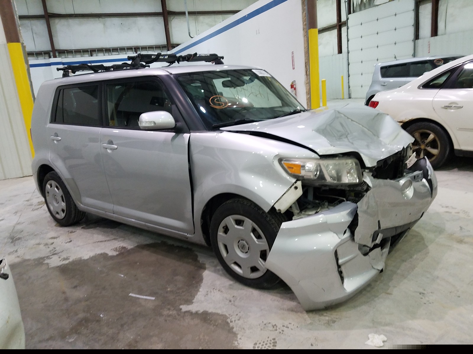 Toyota Scion xb (2011)